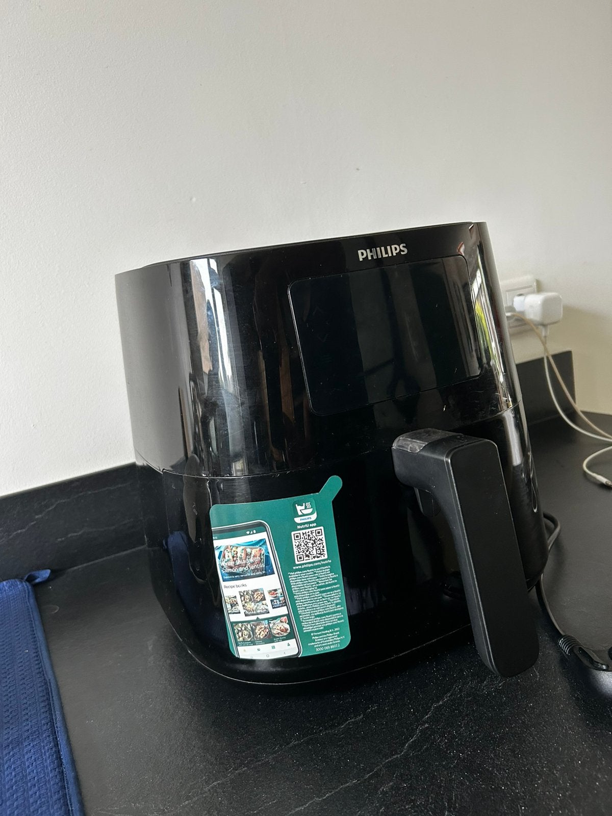 Philips Essential Airfryer XL - 6.2 L Pan, Fryer (HD9270/90), Ophalen, Zo goed als nieuw, Airfryer XL, 1500 gram of meer