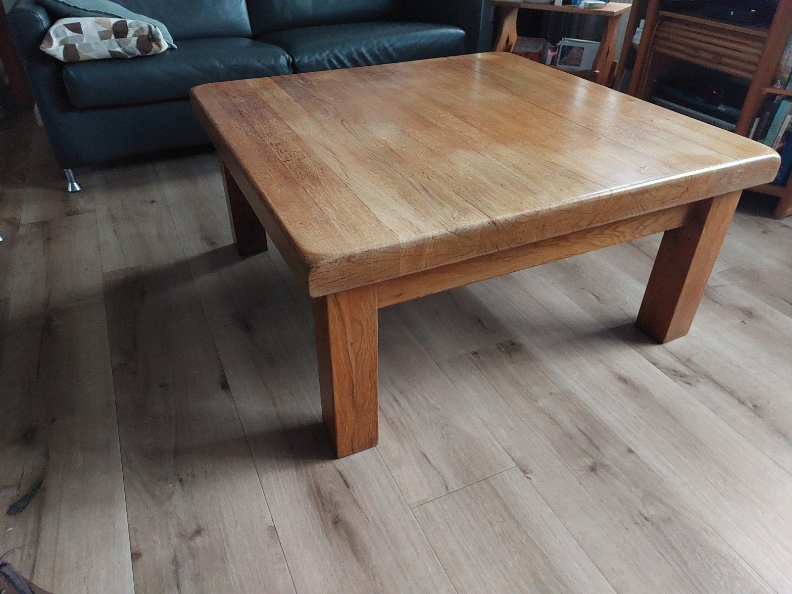 te koop rubuuste massief eiken salontafel, Ophalen, Gebruikt, 5 – 50, Robuust