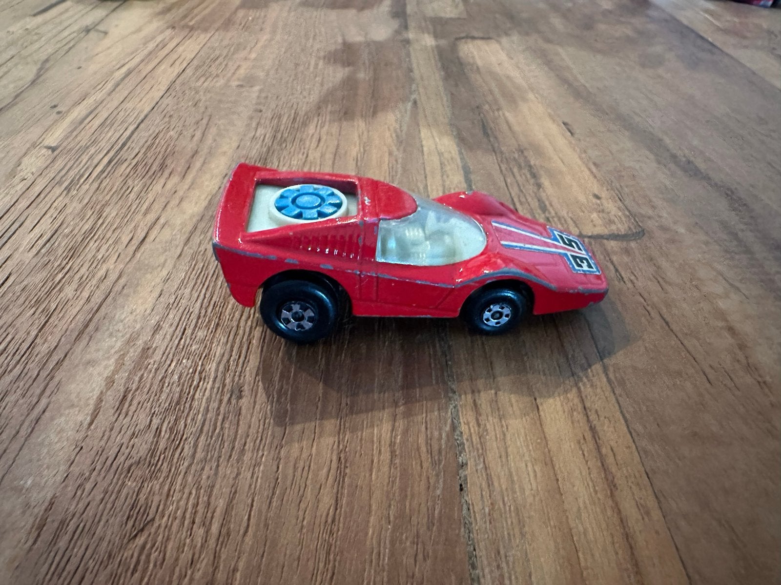 Vintage Matchbox Rode Raceauto - Jaren '70 Speelgoed, Antiek en Kunst, Ophalen of Verzenden