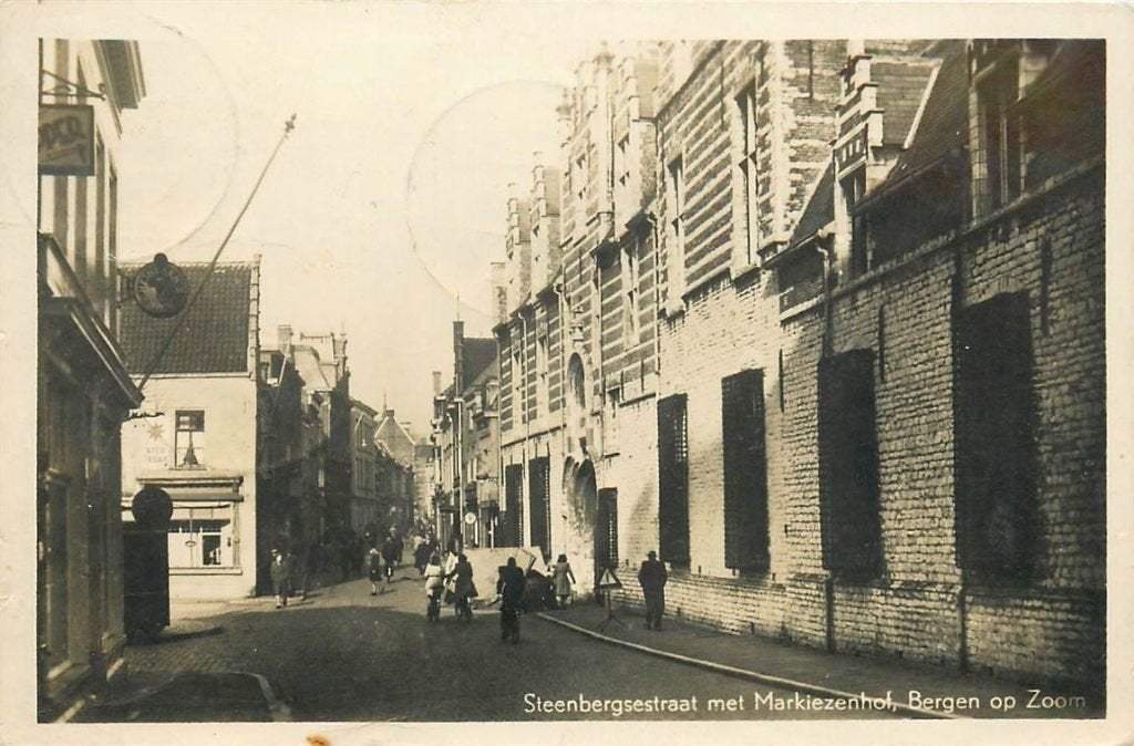 701-353-047 Bergen op Zoom Steenbergestraat Markiezenhof, Verzamelen, Ansichtkaarten | Nederland, Verzenden, Voor 1920, Noord-Brabant