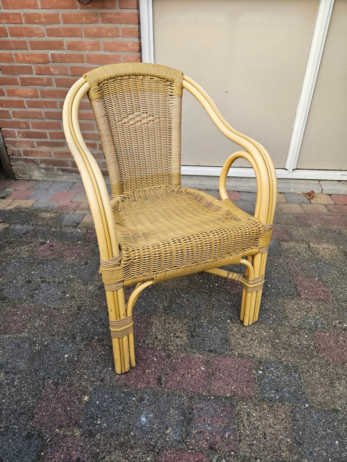 8 Rotan Terras Stapelstoelen, Ophalen, Gebruikt, Rotan, Stapelbaar