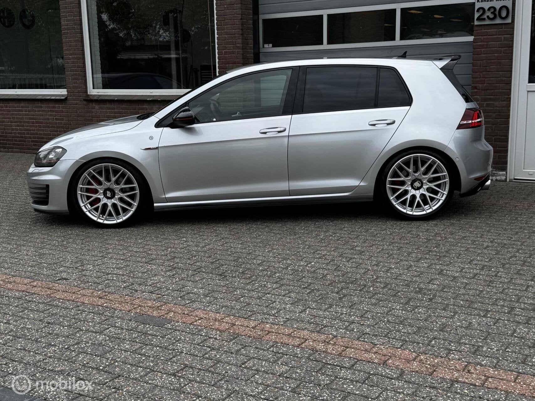 Volkswagen Golf 2.0 TSI GTI PP ECC-AIRCO/CRUISE/NAVI, Gebruikt, Euro 6, 4 cilinders, 1984 cc