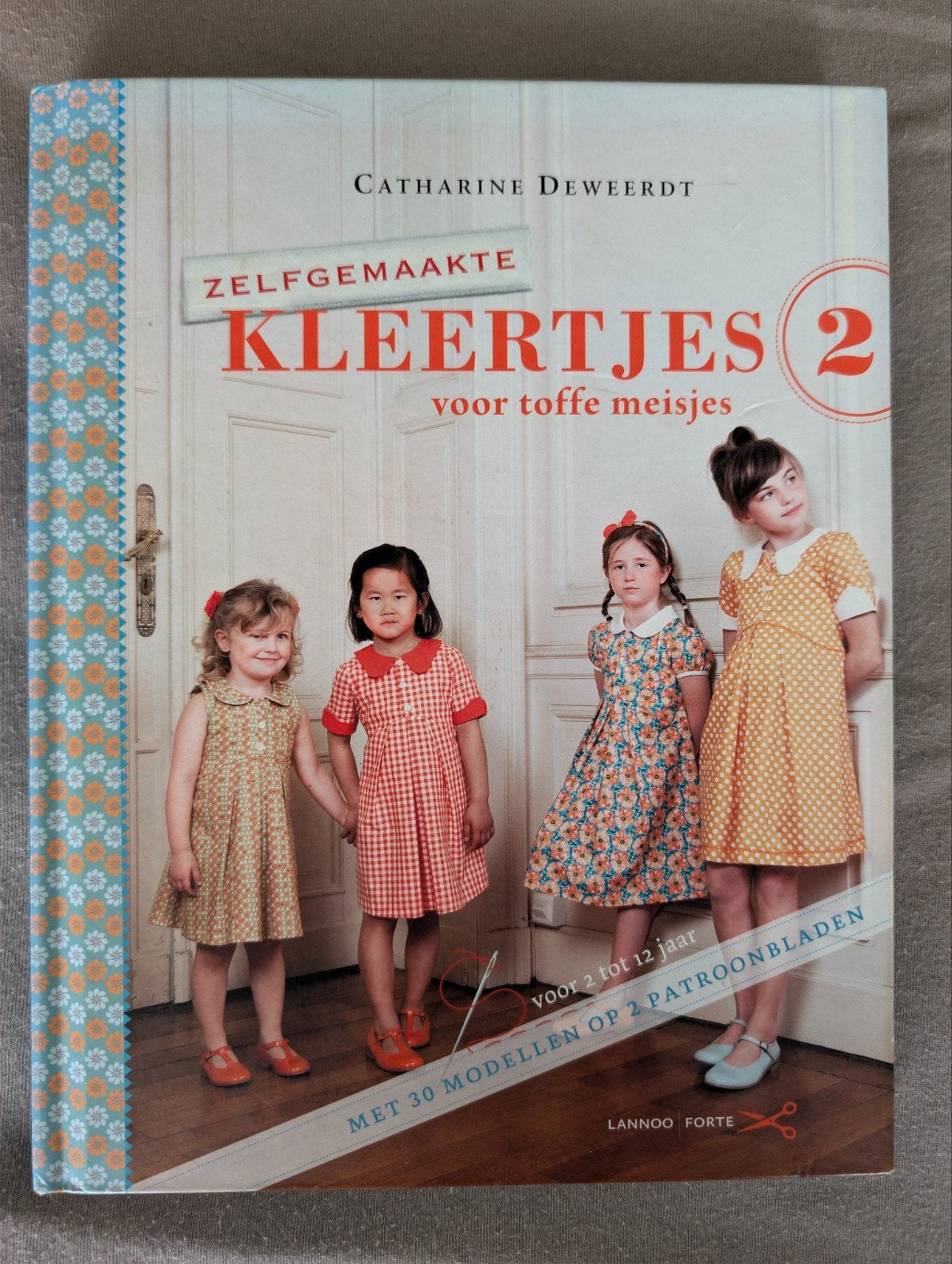 Kleertjes 2 - naaiboek, Ophalen of Verzenden, Zo goed als nieuw, Catharine Deweerdt