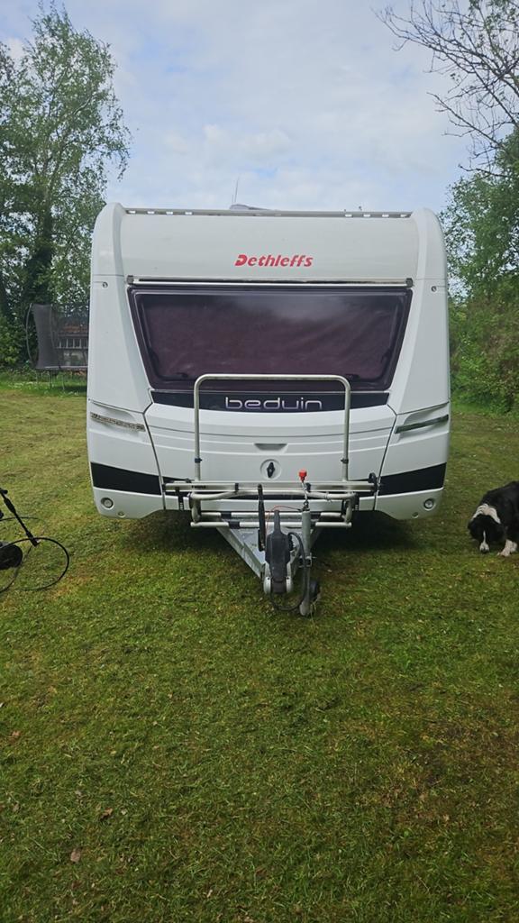Dethleffs Beduin Caravan - Ruim en Comfortabel, Caravans en Kamperen, Caravans, Particulier, meer dan 6, 1500 - 2000 kg, Rondzit