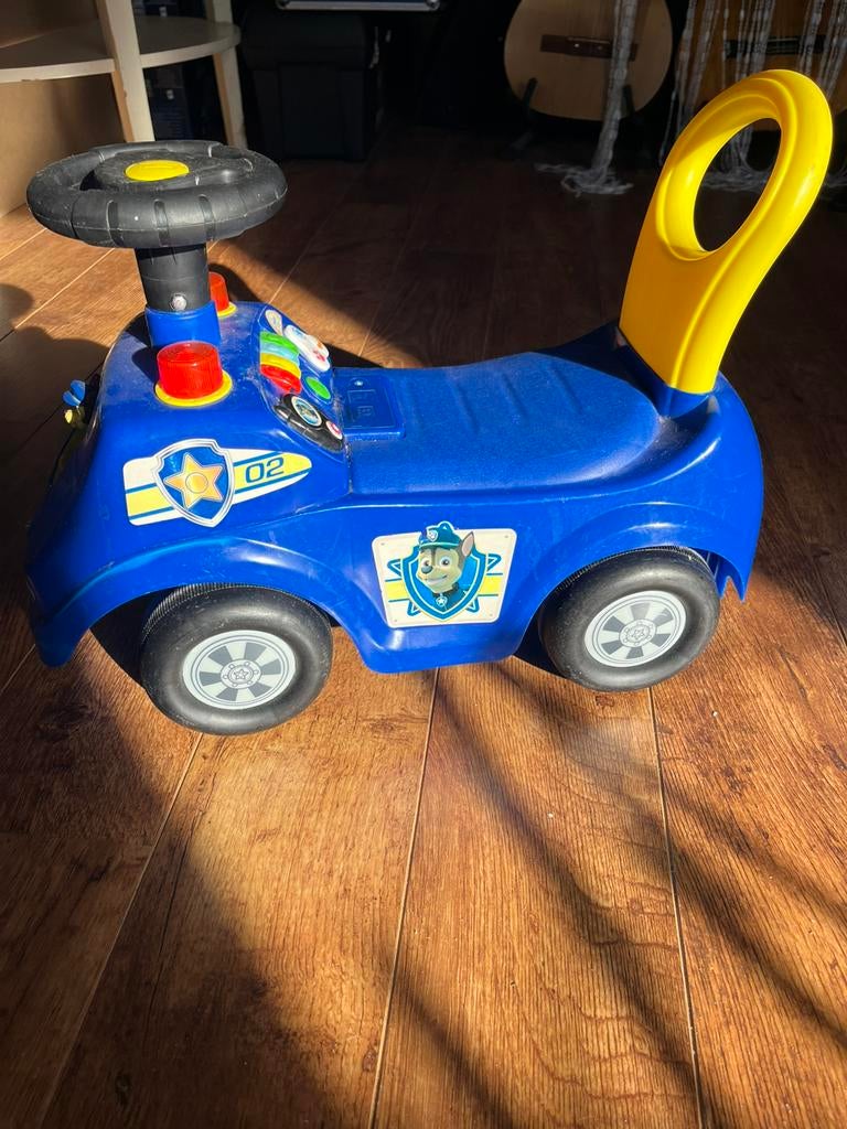 Paw Patril loopauto, Kinderen en Baby's, Speelgoed | Buiten | Voertuigen en Loopfietsen, Ophalen, Gebruikt, Loopvoertuig