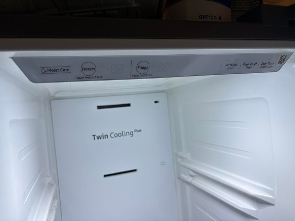 Samsung RS68N8221S Koelkast - Defect, voor onderdelen, Ophalen, 200 liter of meer, 60 cm of meer, 160 cm of meer