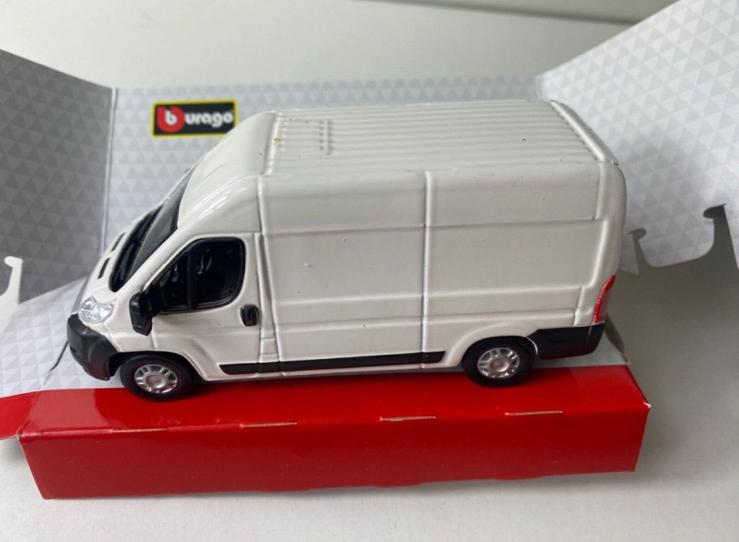 1:43 Fiat DUCATO gesloten bestelauto-wit-in OVP, Hobby en Vrije tijd, Modelauto's | 1:43, Ophalen of Verzenden, Nieuw, Auto, Overige merken