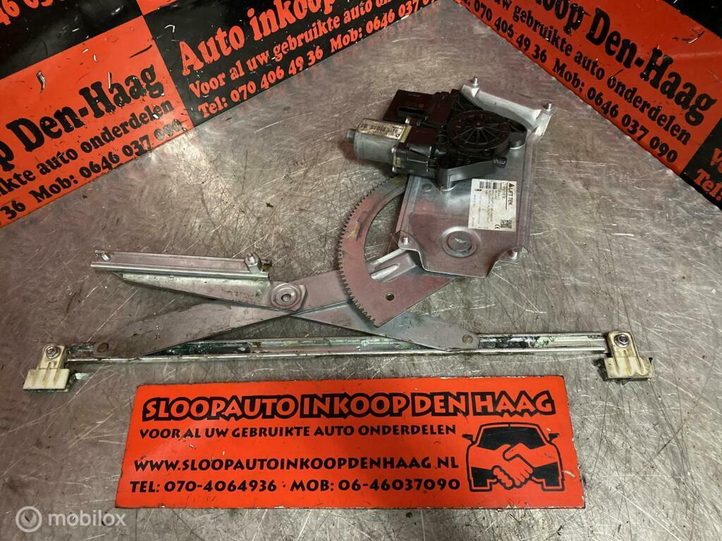 Renault Megane Estate ('09-'16) Raammechanisme Linksvoor, Ophalen of Verzenden, Gebruikt