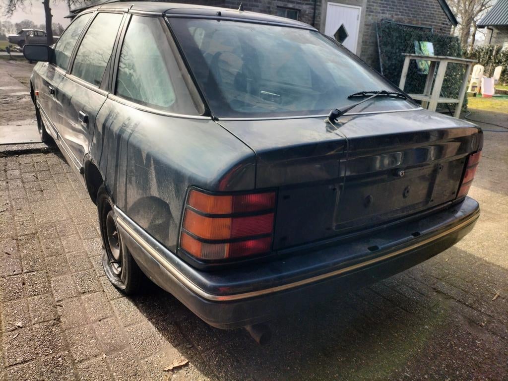 Bumpers Ford Scorpio hatchback, Auto-onderdelen, Carrosserie en Plaatwerk, Ophalen, Voor, Ford, Bumper