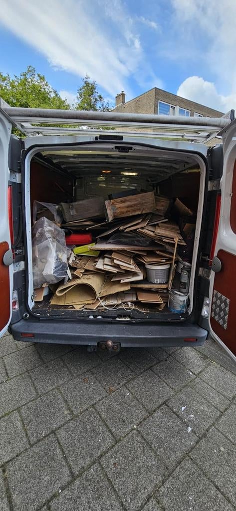 Foto 8 van Chauffeur met bus- Direct beschikbaar