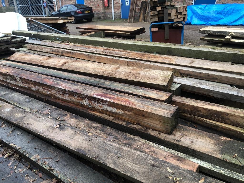 Douglasen eik 4€ alles meenemen   GEEN INFO VIA MARKTPLAATS, Ophalen, Nieuw, 250 cm of meer, Palen