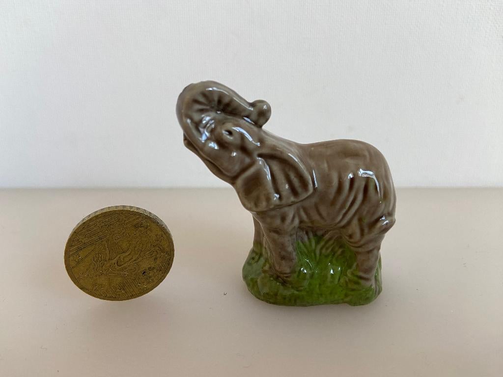 Beeldje Wade Olifant 5 cm, Ophalen of Verzenden, Gebruikt, Wild dier, Beeldje of Figuurtje