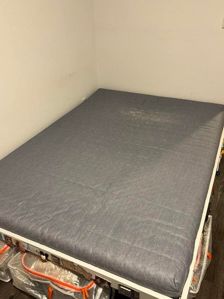 IKEA mattress, Huis en Inrichting, Slaapkamer | Matrassen en Bedbodems, Ophalen, Zo goed als nieuw, Tweepersoons, 140 cm