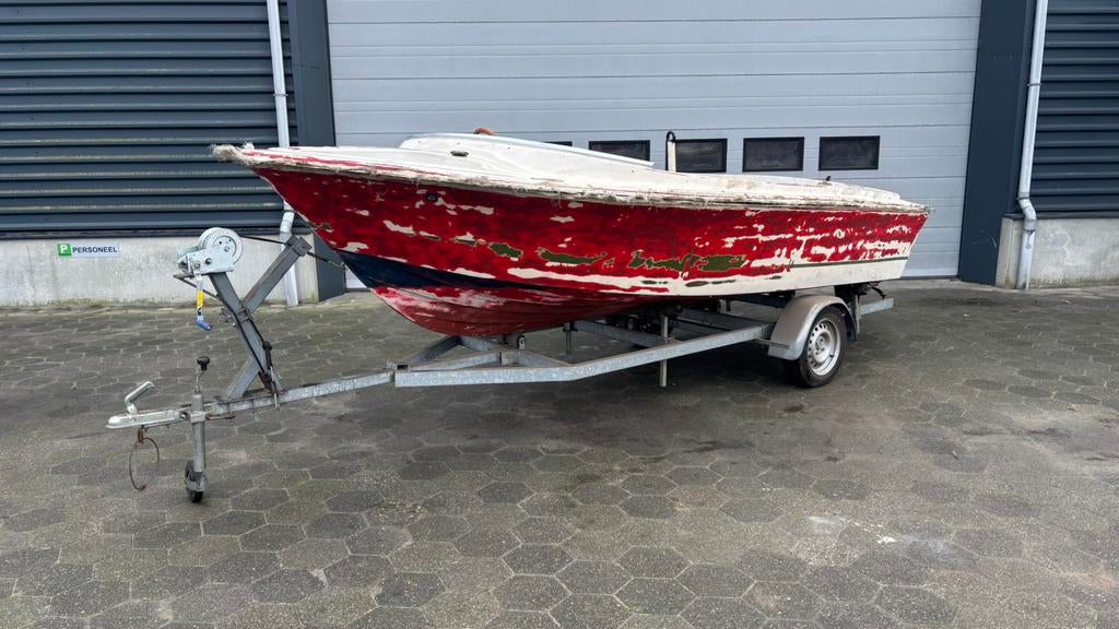 Larson speedboot met V8 motorblok (OPKNAPPER), Ophalen, Zo goed als nieuw, Minder dan 70 pk, Buitenboordmotor