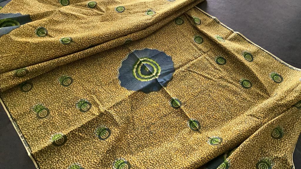 Afrikaanse Wax Print Stof - 5,50m x 1,20m - 100% Katoen, Hobby en Vrije tijd, Stoffen en Lappen, Nieuw, Katoen, 120 cm of meer