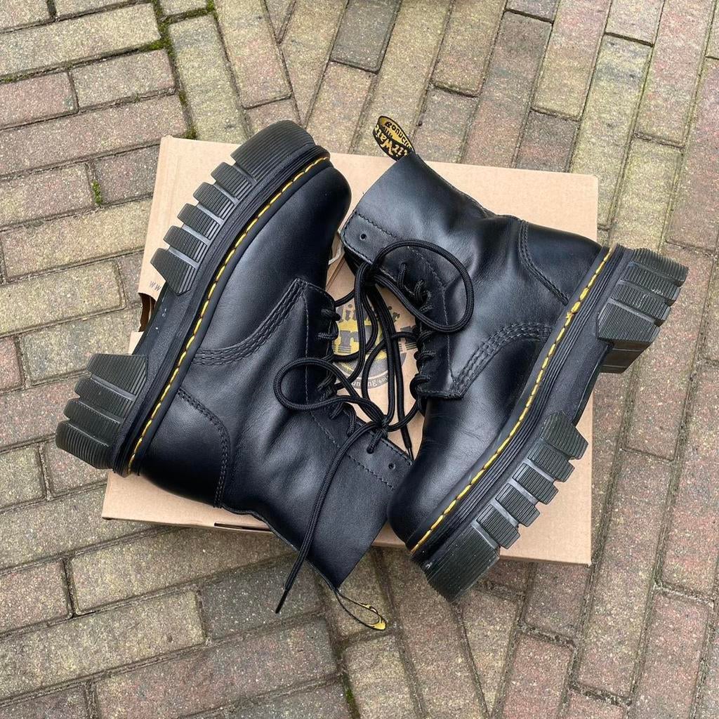 Dr martens laarsjes, Verzenden, Zwart, Lage of Enkellaarzen, Zo goed als nieuw