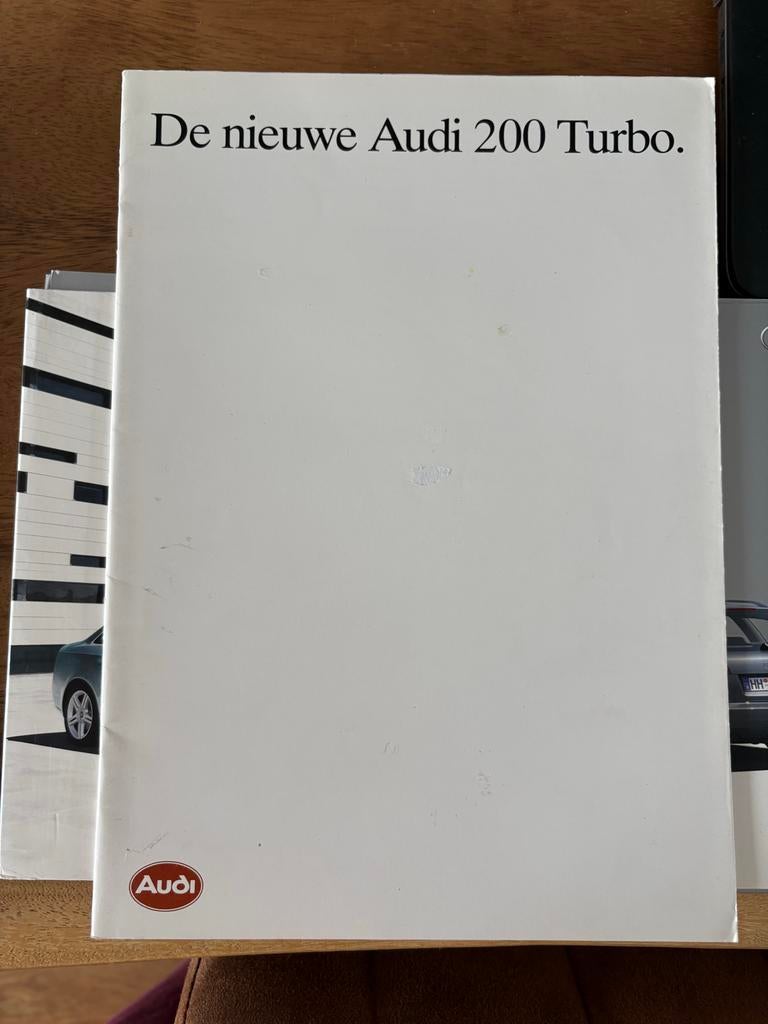 Audi 200 Turbo Brochure - Zeldzaam!, Ophalen of Verzenden, Gelezen, Audi