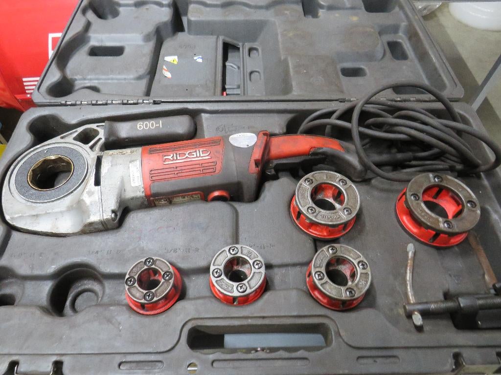 Ridgid 600-I Draadsnijmachine Draadsnijder in koffer, Gebruikt, Ophalen of Verzenden, Ridgid.com, Zandhaarweg
