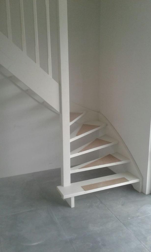 Vaste trap zolder trap binnen 1 week geleverd / gemonteerd, Doe-het-zelf en Verbouw, Ophalen of Verzenden, Nieuw, Trap, 2 tot 4 meter