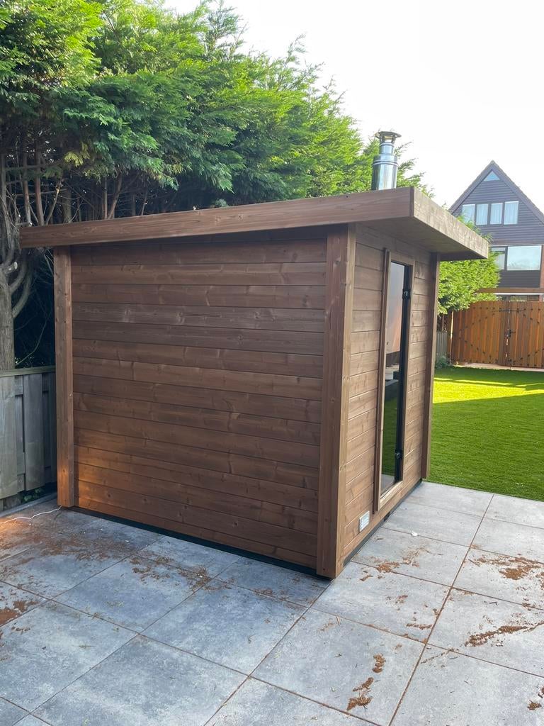 Thermowood buitensauna 200x200 inclusief saunakachel, Sport en Fitness, Sauna, Ophalen of Verzenden, Nieuw, Fins of Traditioneel