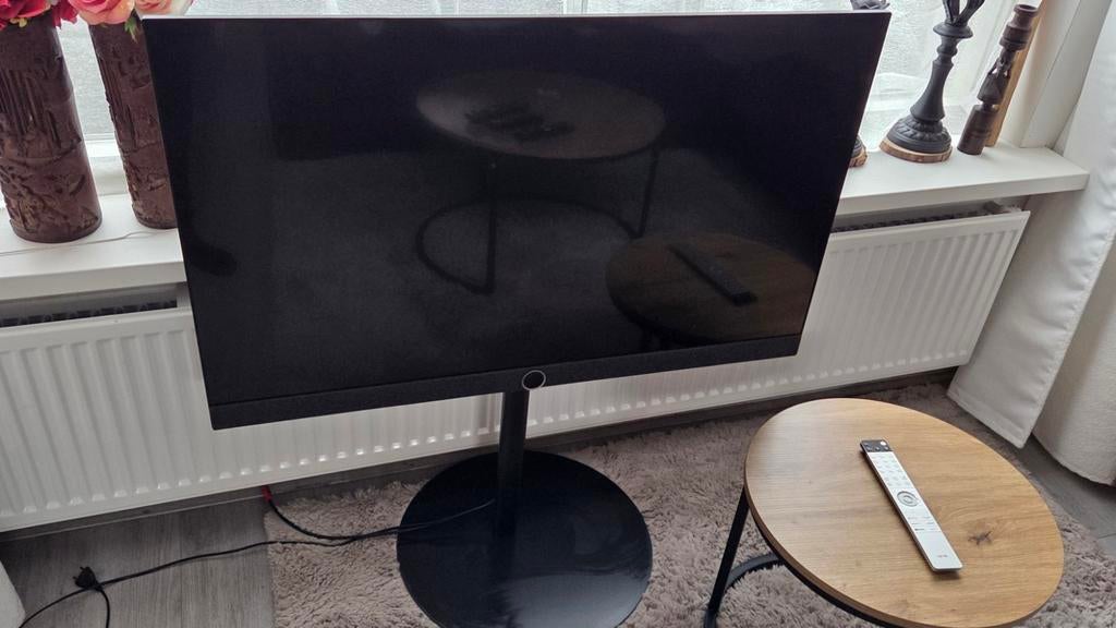 Loewe Bild C.43 60Hz 4k UHD met standaard - Top Kwaliteit!, Audio, Tv en Foto, Televisies, Ophalen of Verzenden