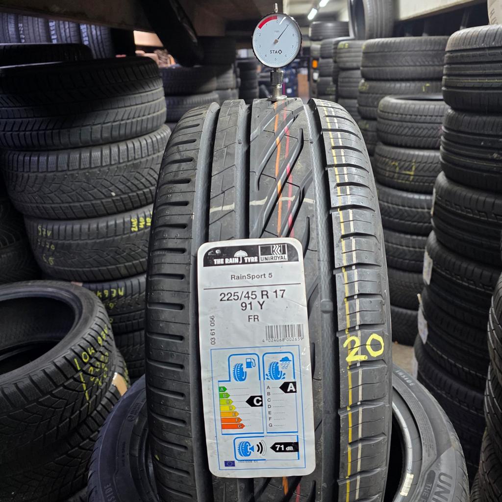Uniroyal RainSport 5 - 225/45 R17 Zomerbanden, Auto-onderdelen, Banden en Velgen, Ophalen, Gebruikt, 17 inch, Band(en)