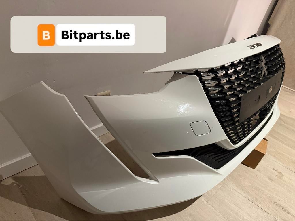 Peugeot 208 Voorbumper 2019-2024, Gebruikt, Voor, Ophalen of Verzenden, Bumper