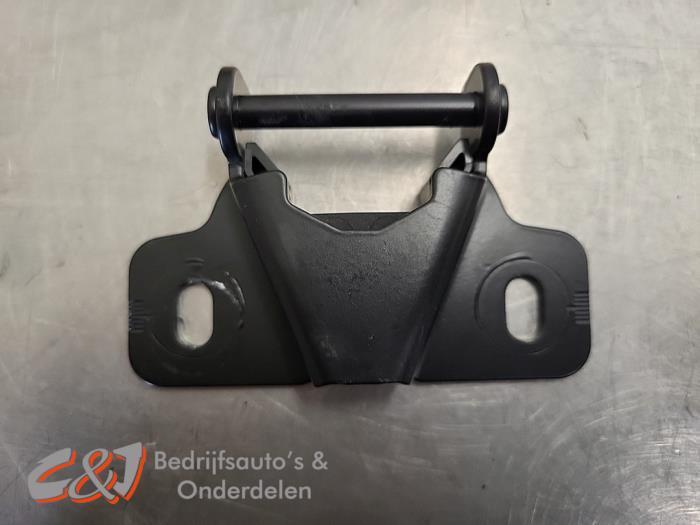 Deurvanger bus/bestel links van een Mercedes Citan