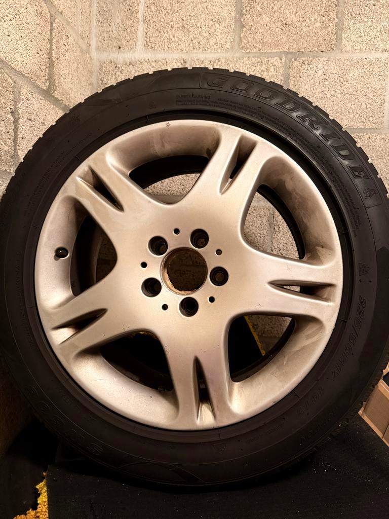 Originele Mercedes Velgen + Banden 225/55R17 W215/S500, Gebruikt, Banden en Velgen, 17 inch, Ophalen of Verzenden