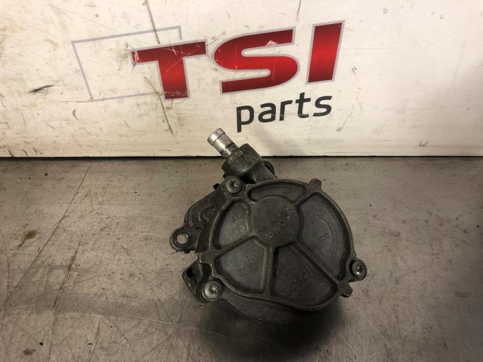 Vacuumpomp (Benzine) van een Volkswagen Passat, Gebruikt, -, Volkswagen, -