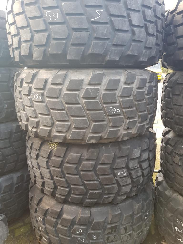 Michelin 525/65R20.5 XS (20.5R20.5) te koop, Ophalen of Verzenden