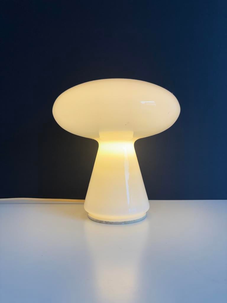 Prachtige vintage mushroom tafellamp, wit opaalglas,  ‘70s, Gebruikt, Vintage, retro, midcentury design, antiek space age Murano