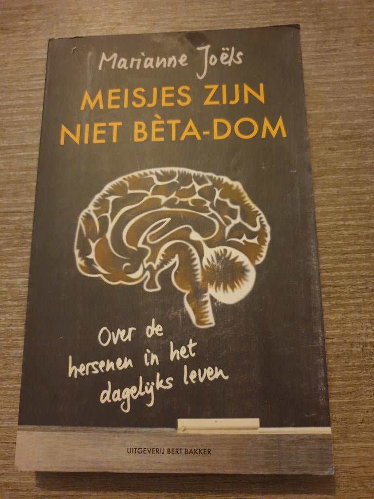 Meisjes zijn niet bèta-dom - Marianne Joëls, Ophalen of Verzenden, Gelezen