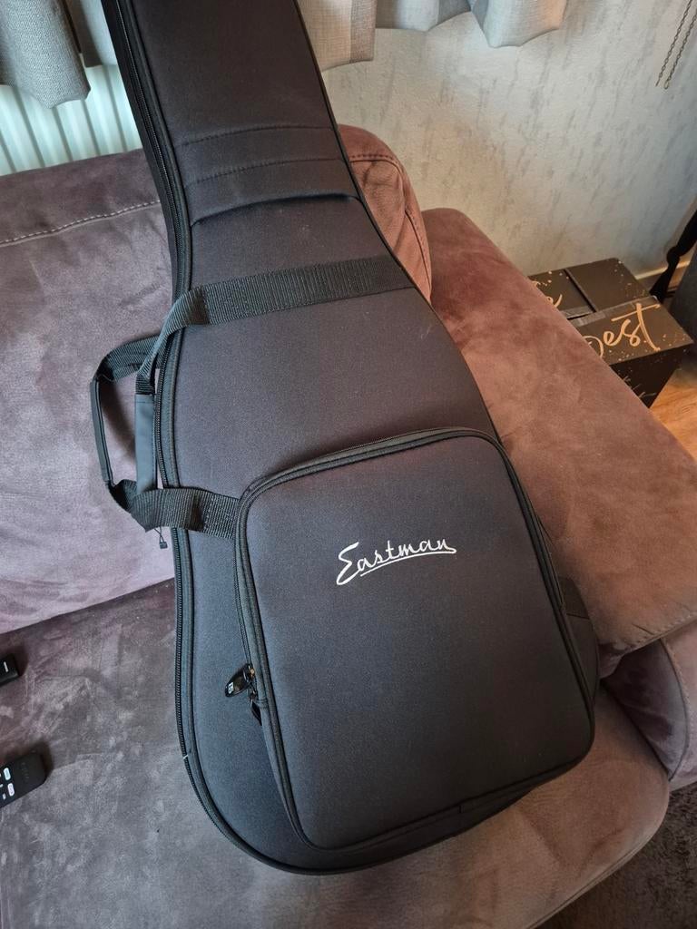 Te koop eastman gitaar om model, Muziek en Instrumenten, Snaarinstrumenten | Gitaren | Akoestisch, Ophalen, Nieuw, Western- of Steelstringgitaar