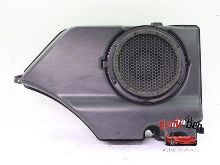Subwoofer van een Dodge Nitro, Auto-onderdelen, Elektronica en Kabels, Dodge, Gebruikt, 3 maanden garantie, Ophalen of Verzenden