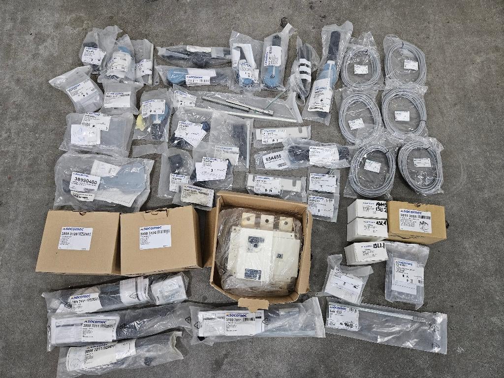 PARTIJ SOCOMEC Electronica Componenten, SOCOMEC, Nieuw, Ophalen of Verzenden, SOCOMEC
