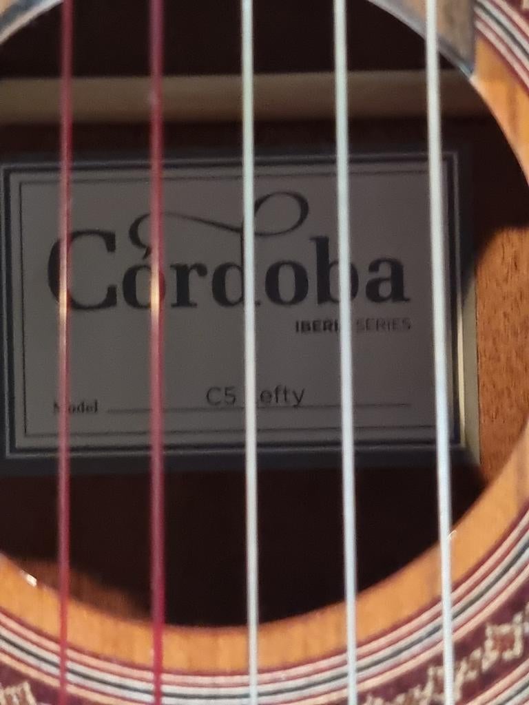 Cordoba C5 Iberia Left Hand gitaar met tas, Muziek en Instrumenten, Snaarinstrumenten | Gitaren | Akoestisch, Ophalen, Overige typen