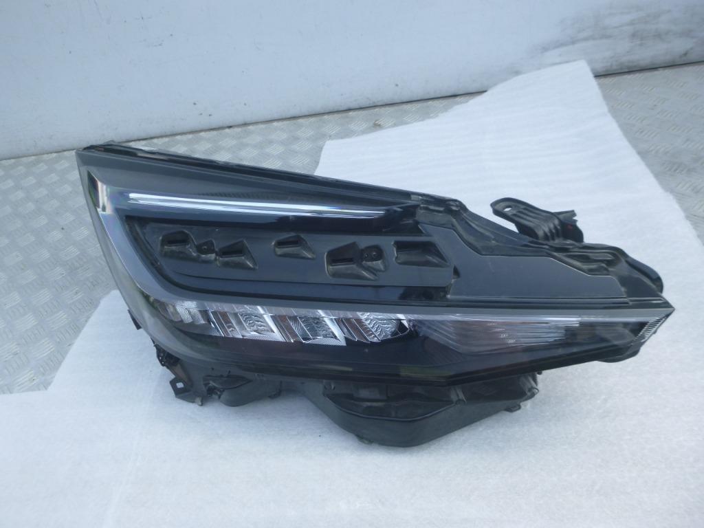 TOYOTA C-HR CHR 2023-2025 KOPLAMP RECHTS, Verzenden, Gebruikt, Toyota