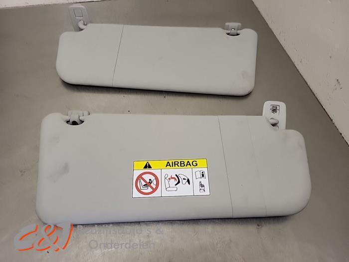 Zonneklep set van een Opel Vivaro, Gebruikt, -, -, Opel