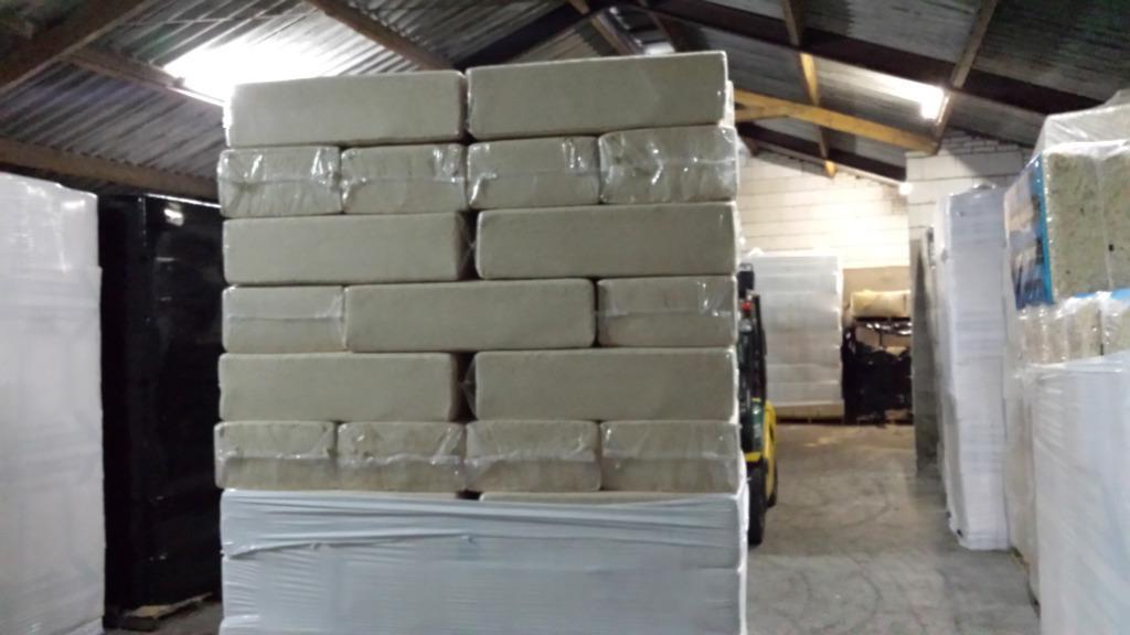 Tekoop 1e soort mooi wit, stofarm zaagsel baaltjes, 18 kg., Dieren en Toebehoren, Overige Dieren-accessoires, Ophalen of Verzenden