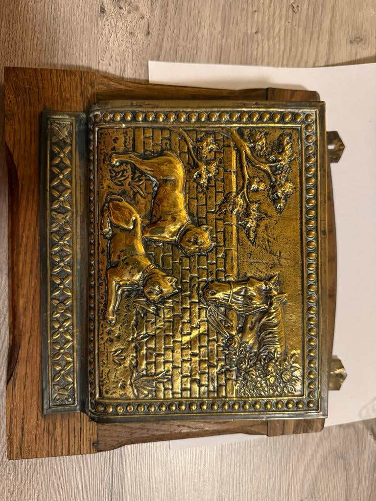 Vintage Houten Brievenbak met Messing Decoratie, Antiek en Kunst, Ophalen of Verzenden