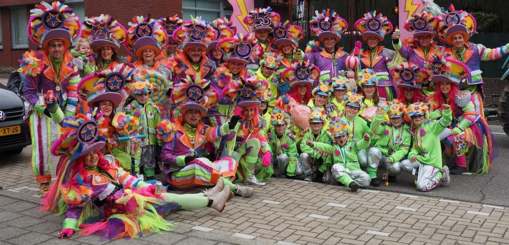 Carnaval loopgroep 37 personen, Ophalen, Carnaval, Maat 46/48 (XL) of groter, Zo goed als nieuw