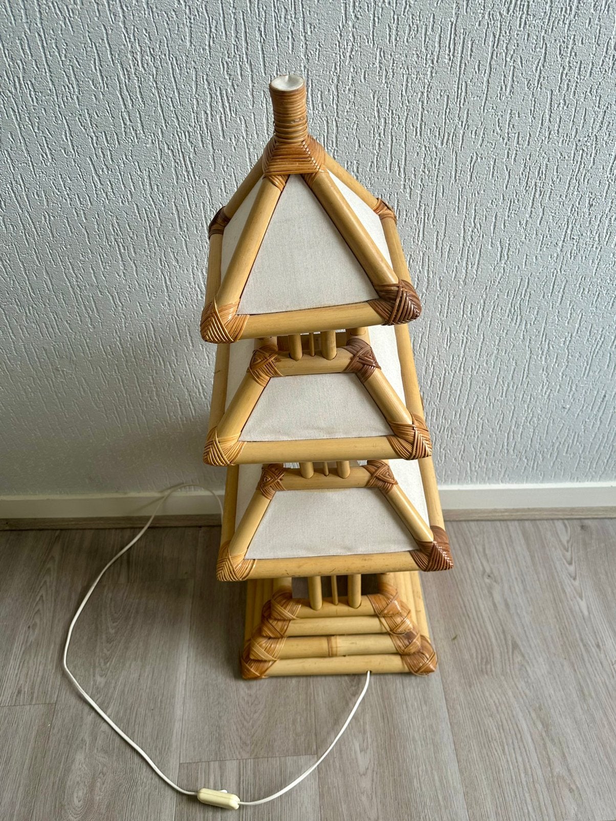 Vintage bamboe lamp, Ophalen