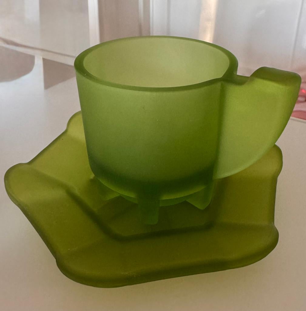 Vintage Groen Glazen Kop en Schotel - Mat Glas, Ophalen of Verzenden