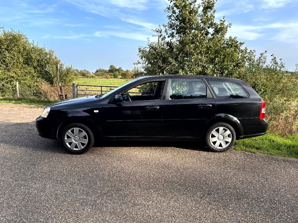 Chevrolet Nubira 1.6 uit 2005 – Occasion – Benzine, Auto's, Stof, 1225 kg, 4 cilinders, 610 kg