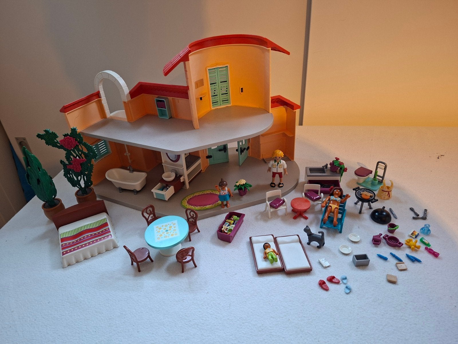 Playmobil 9420 Zomerhuis met inrichting, Ophalen of Verzenden, Gebruikt, Family fun, Gebouw