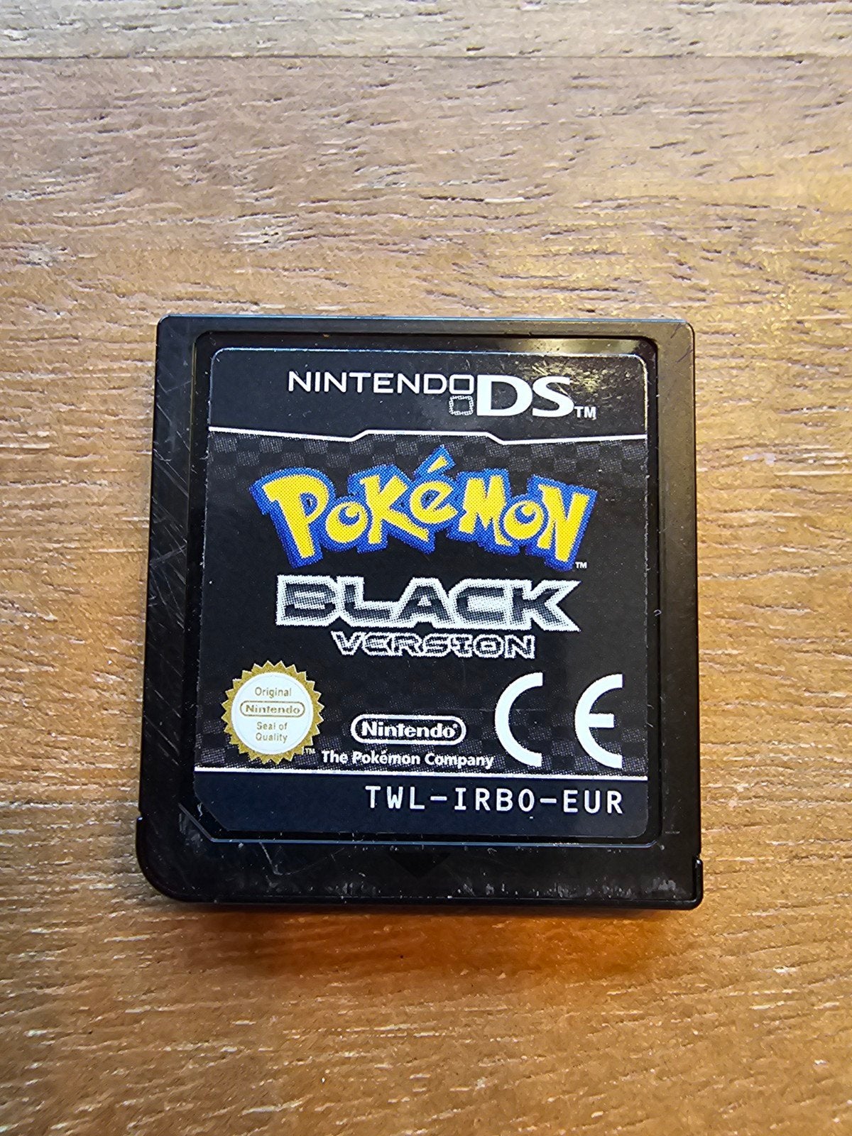 Pokémon Black Version Nintendo DS - Zo goed als nieuw, Spelcomputers en Games, Nintendo, Online, 1-11, Honjo-cho, Higashikujo, Minami-ku, Kyoto 601-8501, Japan