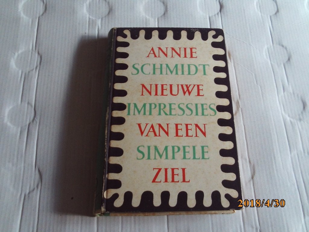 2 boeken annie m.g. schmidt, Ophalen of Verzenden, Gelezen