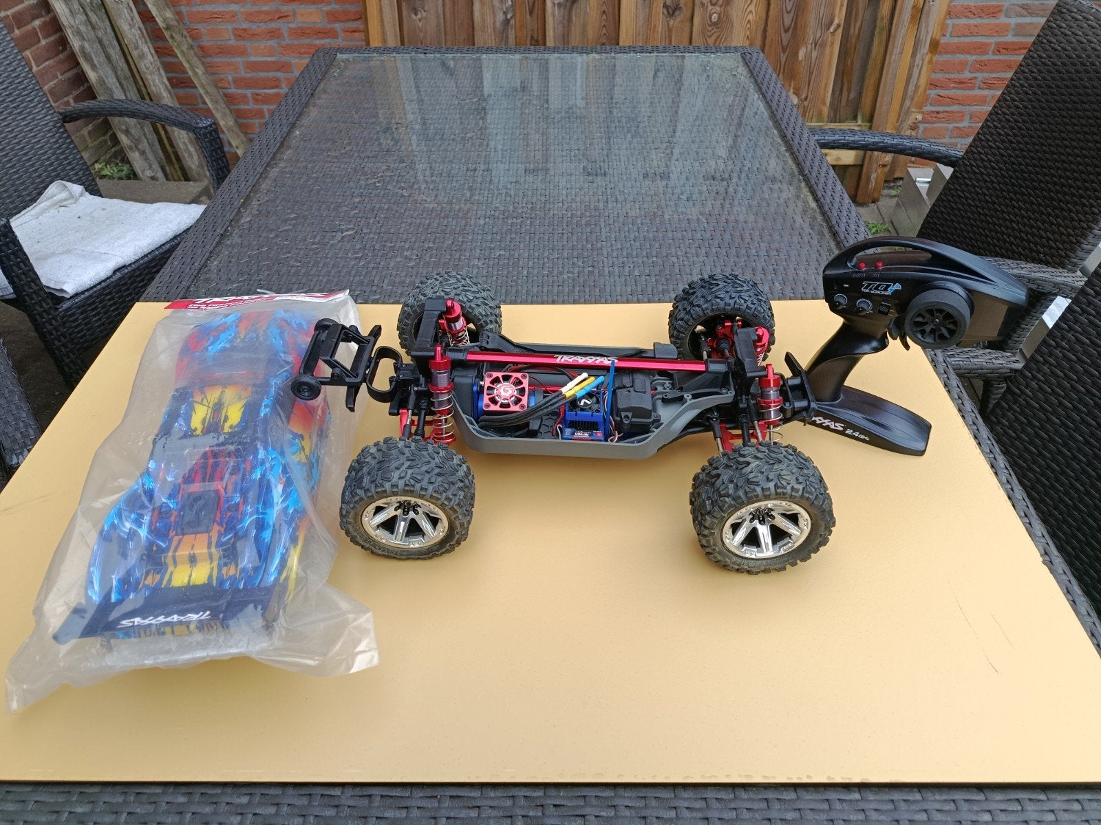 traxxas rustler 4x4 vxl, Elektro, Auto offroad, Ophalen of Verzenden, Zo goed als nieuw
