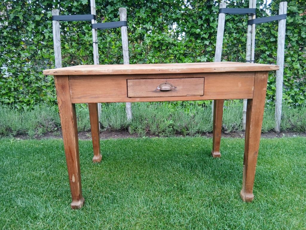 Oud grenen bureau, Huis en Inrichting, Tafels | Sidetables, Ophalen, Gebruikt, 100 tot 150 cm, 25 tot 50 cm